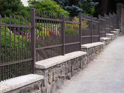 Kovaný plot rovný z B profilem