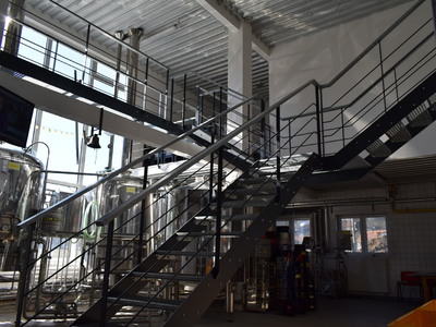 Schodiště v pivovaru Kvasar