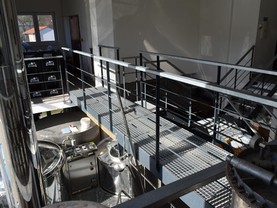 Zábradlí v pivovaru Kvasar